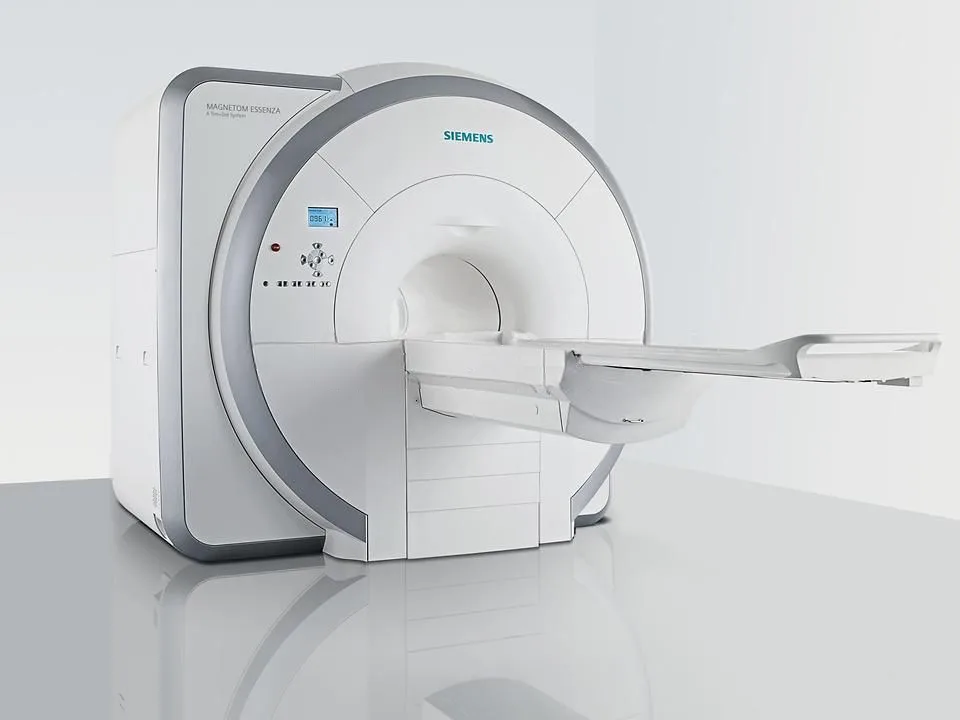 Магнитно-резонансный томограф Siemens MAGNETOM ESSENZA, фото 2